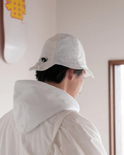 画像をギャラリービューアに読み込む, Ripstop x Nylon Tulip Hat "White"
